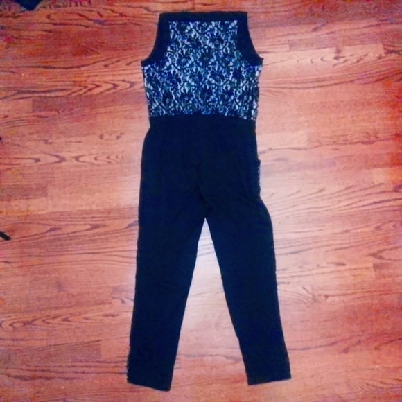 NWOT Jessica Simpson Size M Lace Jumpsuit - Picture 3 of 4